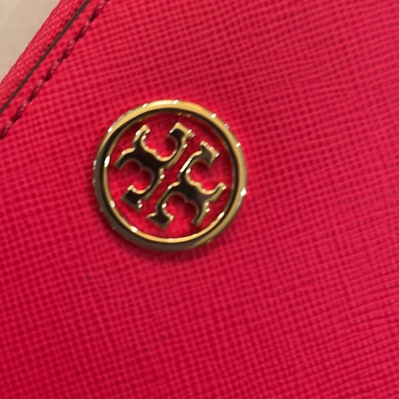 NWT Tory Burch Saffiano leather wristlet wallet in bright red - Picture 8 of 9